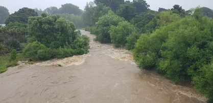 Com - Flood waikanae River