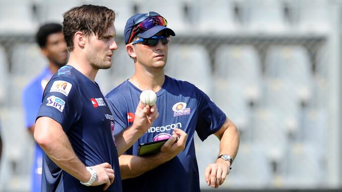 SPORT - Shane Bond - and Mitchell McClenaghan (3)