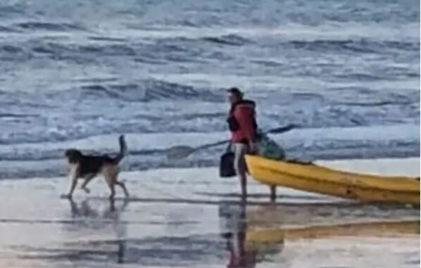 COM - Woman and Kayak 2
