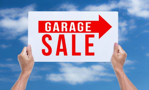 CLASSIFIEDS - Garage-sale-pic